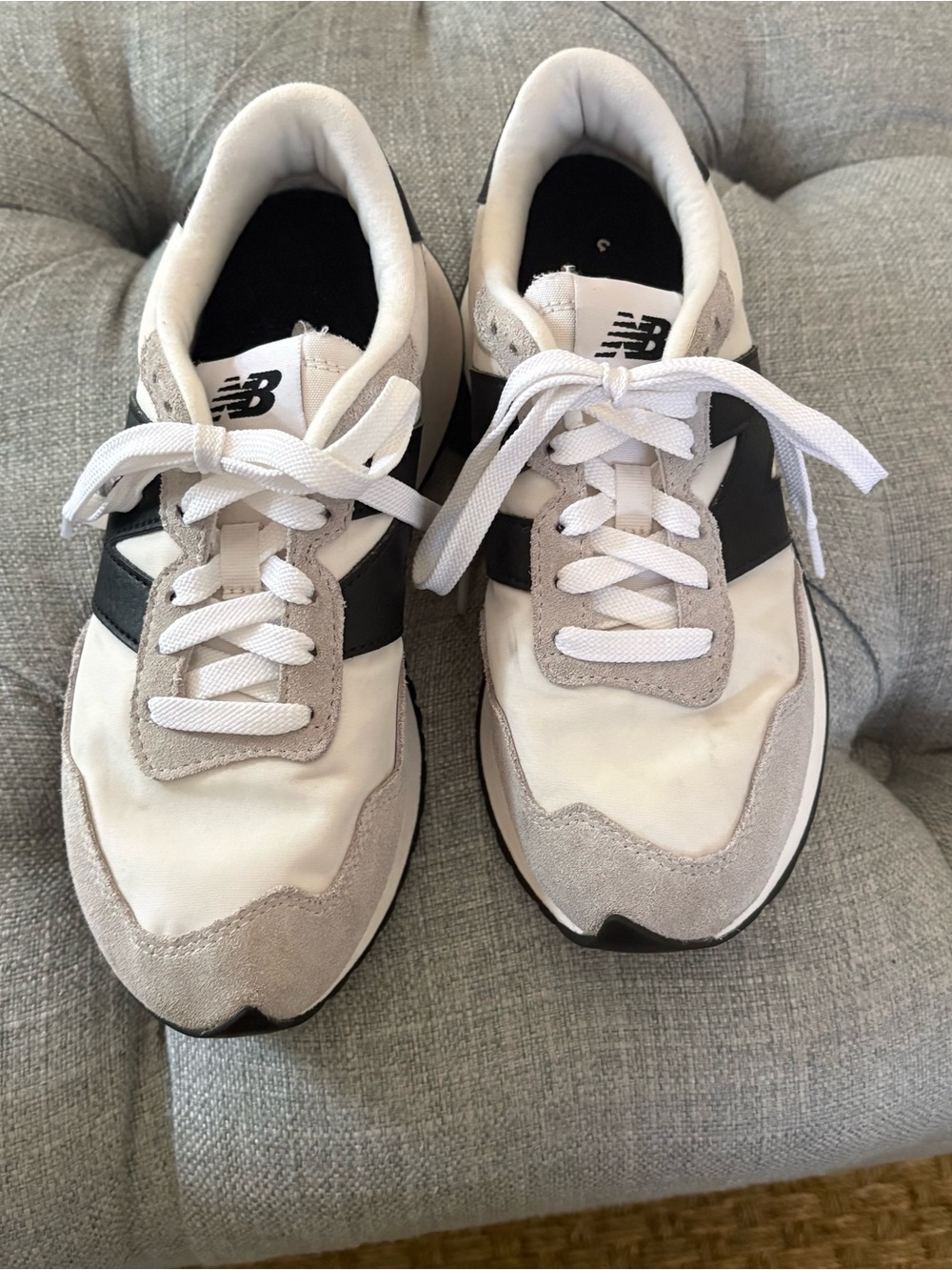 New Balance Women’s 327 Sneaker in White, Gray and Black - Picture 2 of 6